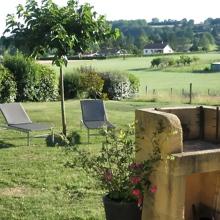Maison à La Campagne Hébergement de vacances Montignac-Lascaux